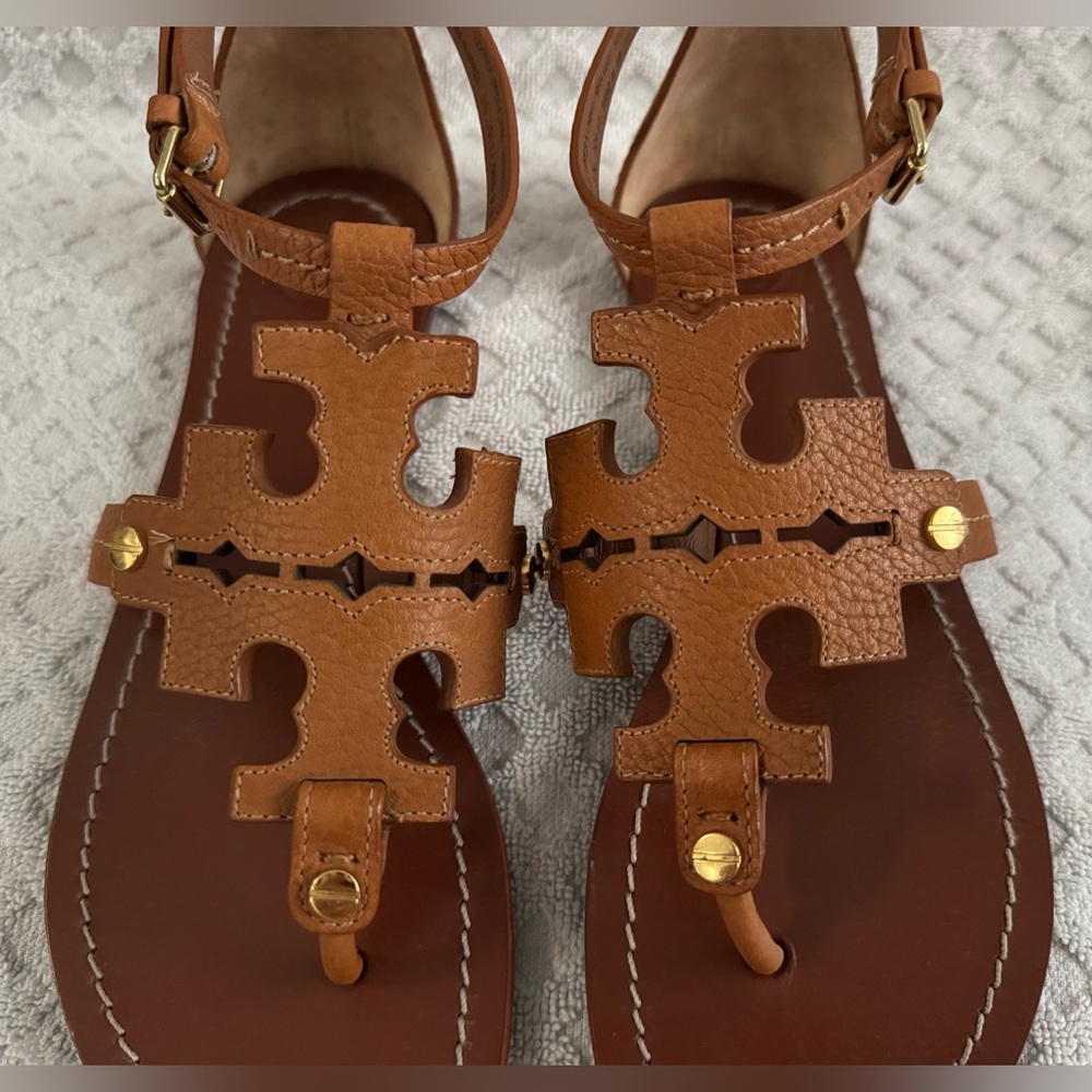 Tory Burch Phoebe Flat Thong Tumbled Leather Sandal Royal Tan Brown Size 6 30437 - Picture 6 of 16